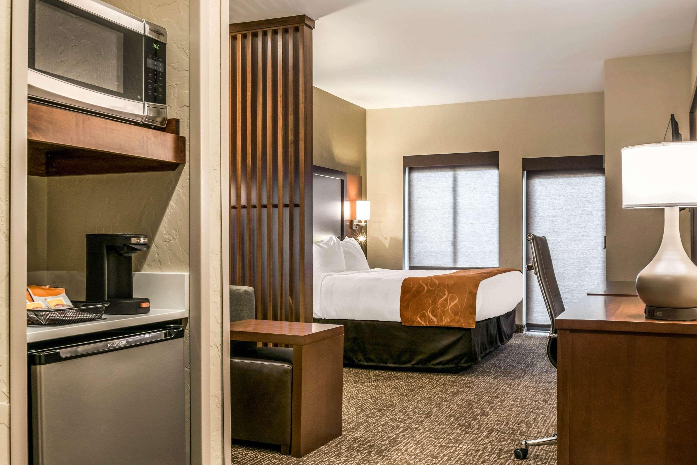 Comfort Suites Florence - Cincinnati South Εξωτερικό φωτογραφία