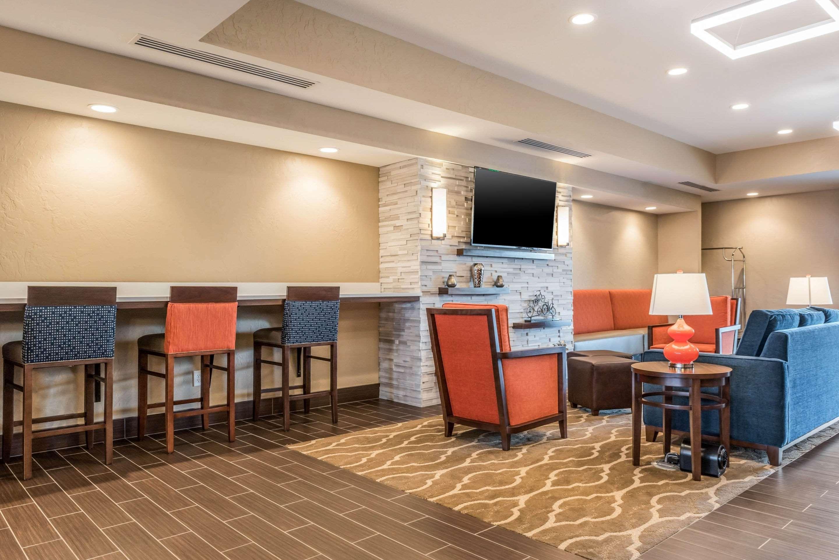 Comfort Suites Florence - Cincinnati South Εξωτερικό φωτογραφία