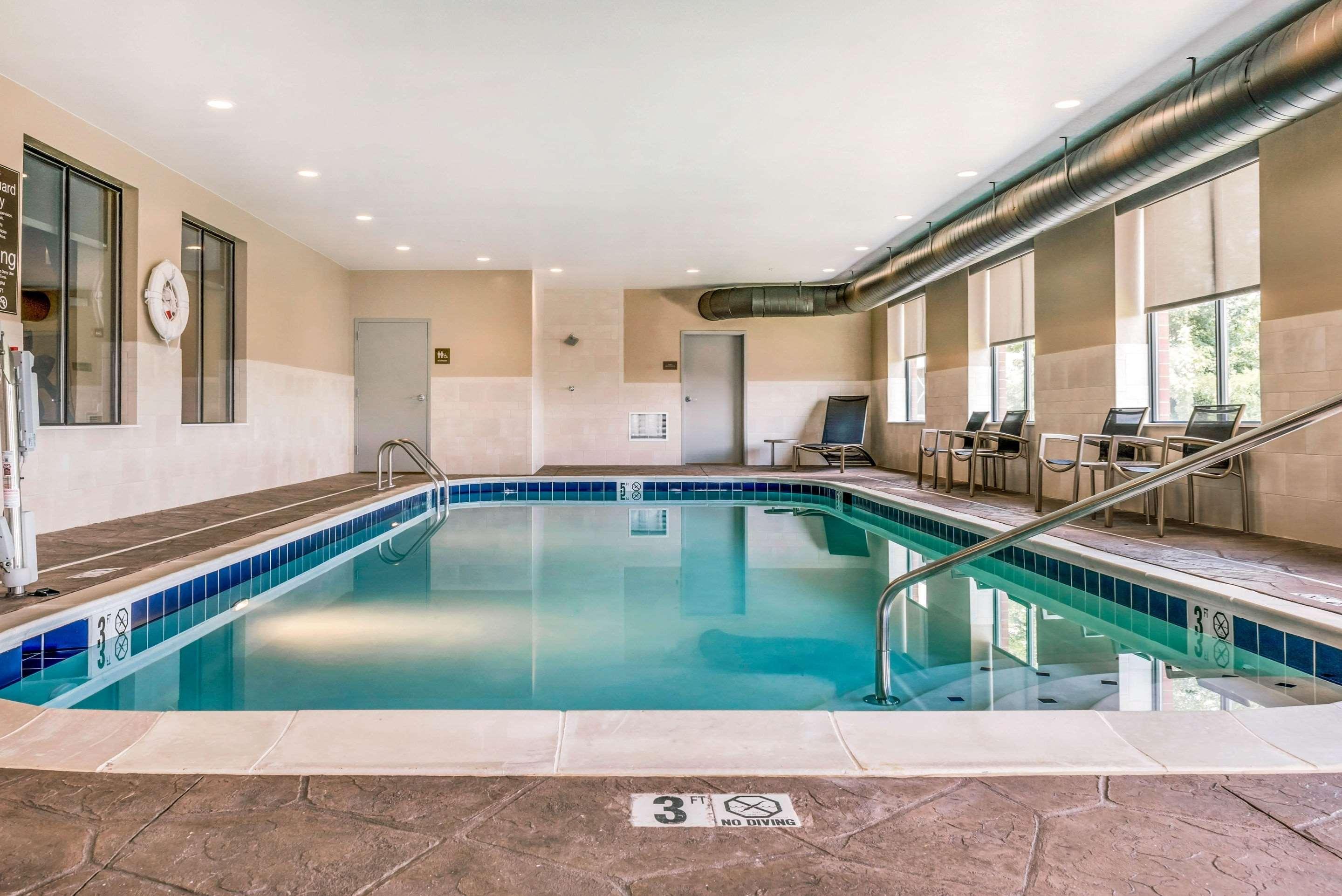 Comfort Suites Florence - Cincinnati South Εξωτερικό φωτογραφία